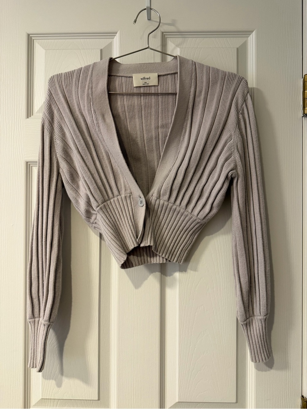 Wilfred Thais Cardigan in Light Grey